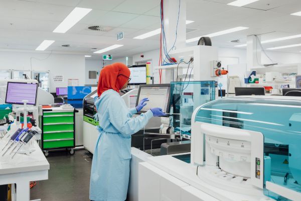 Specimen Pickup & Lab Delivery